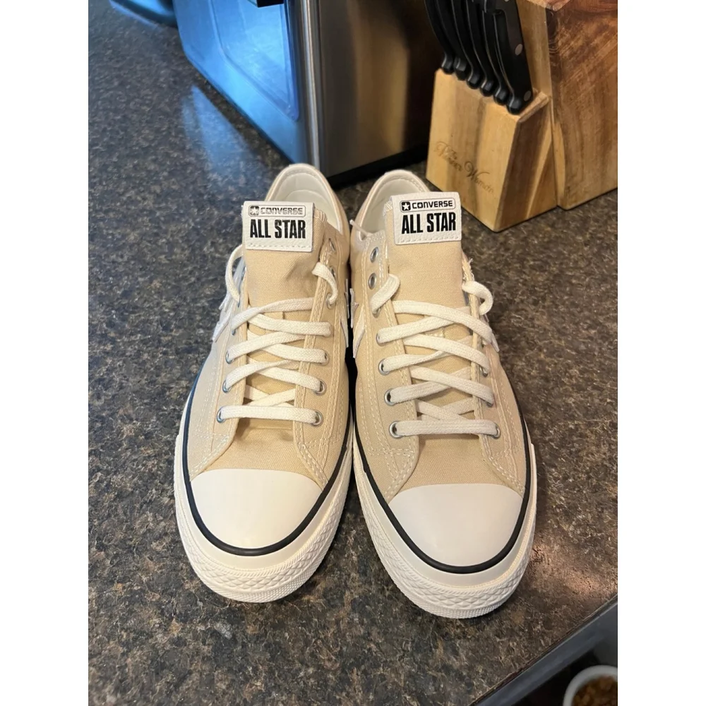 NWT Chuck Taylor All Star Star Player 76 - Picture 2 of 9